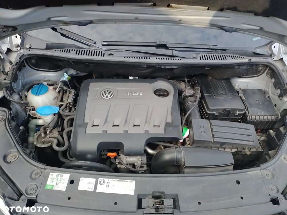 Volkswagen Touran 1.6 TDI DPF BlueMot Comfortline - 13