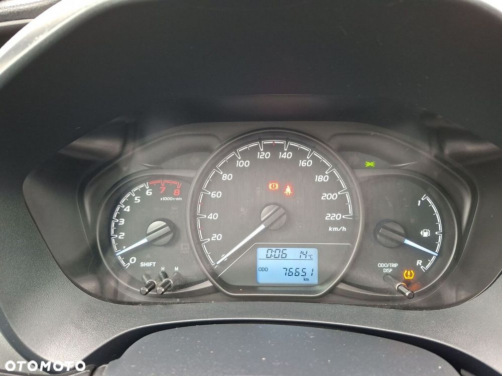 Toyota Yaris - 16