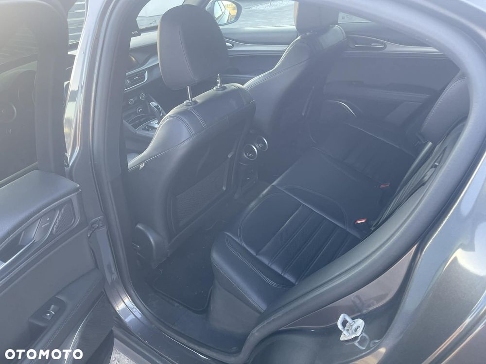 Alfa Romeo Stelvio 2.2 16V AT8 Q4 Sprint - 16