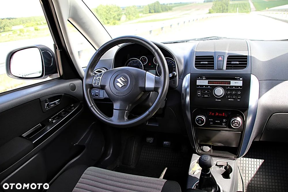 Suzuki SX4 1.6 VVT 4x2 City - 31