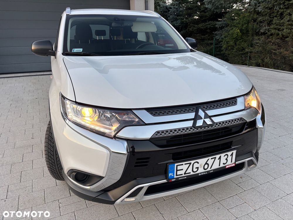 Mitsubishi Outlander 2.0 City Style 2WD - 4