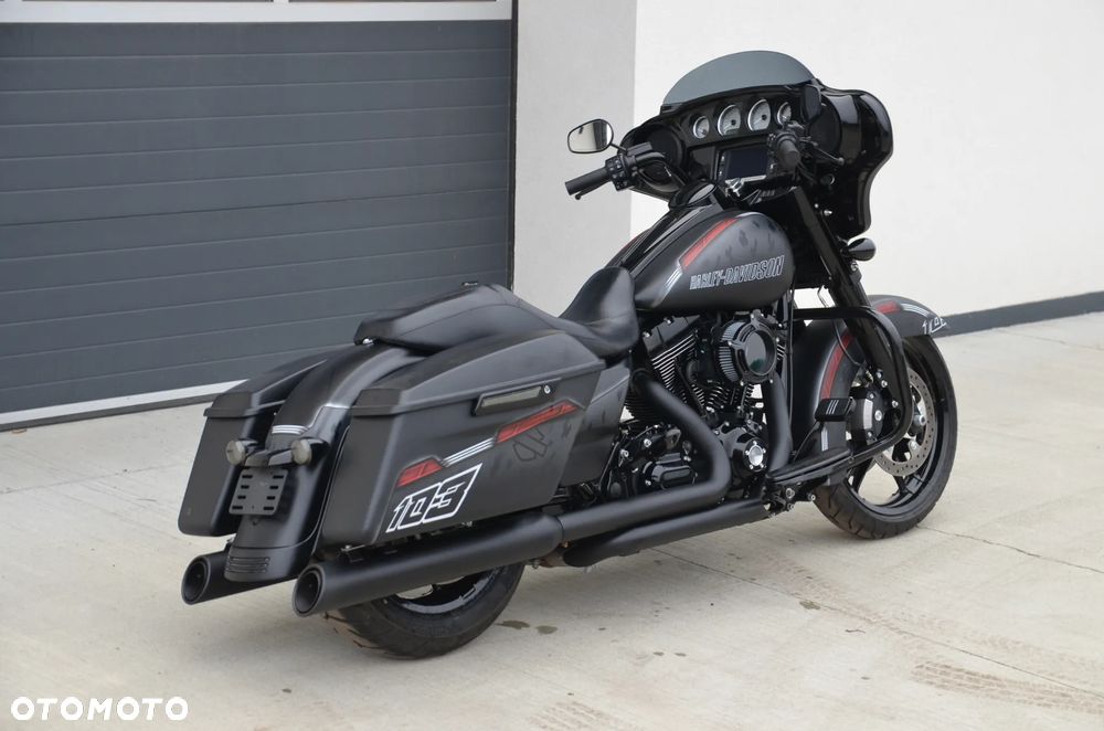 Harley-Davidson Touring Street Glide - 26