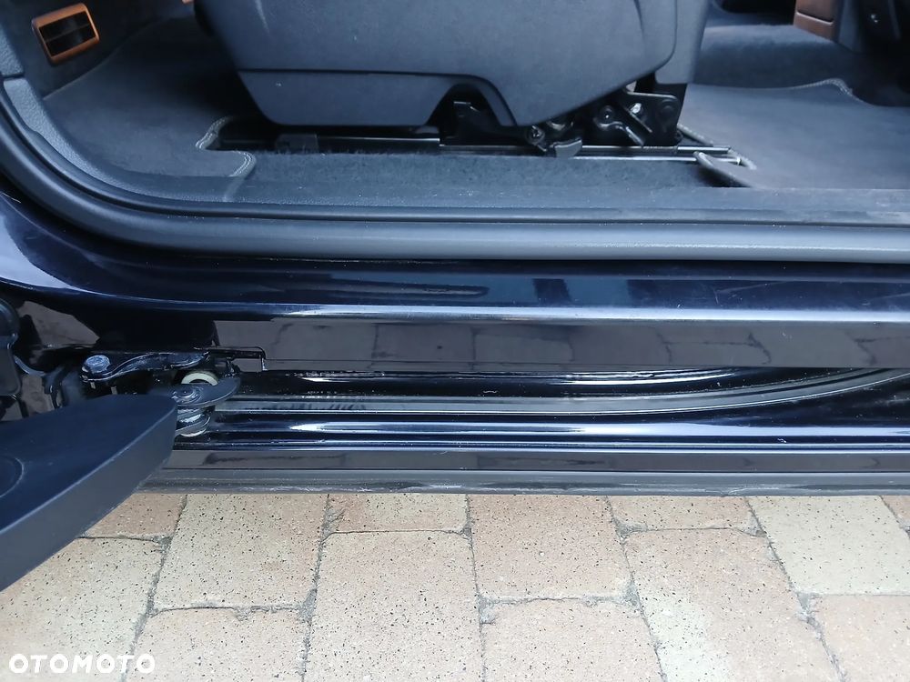 Volkswagen Sharan - 28