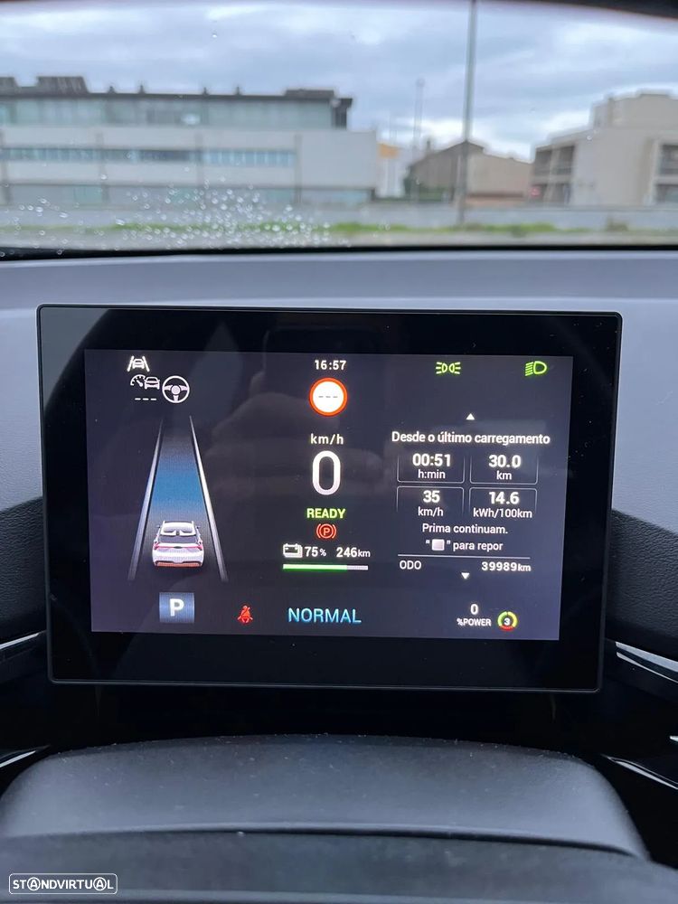 MG MG4 4 Luxury 64 kWh - 10