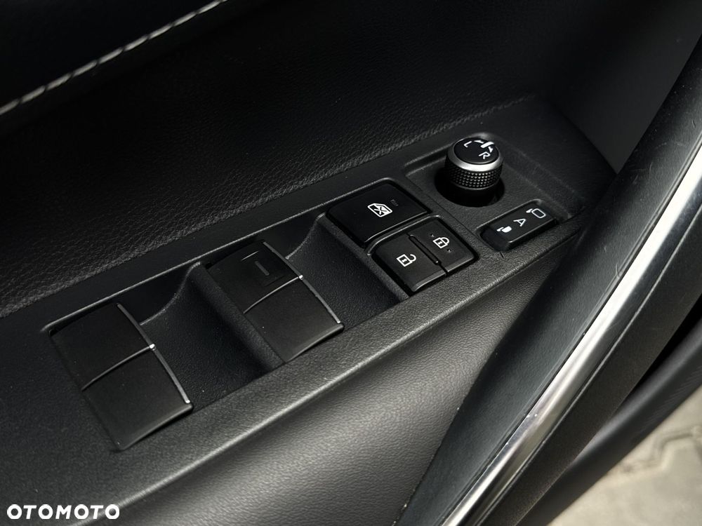 Toyota Corolla 1.8 Hybrid Style - 30