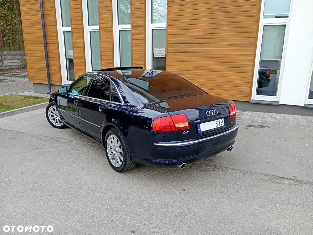 Audi A8 4.2 Quattro - 20