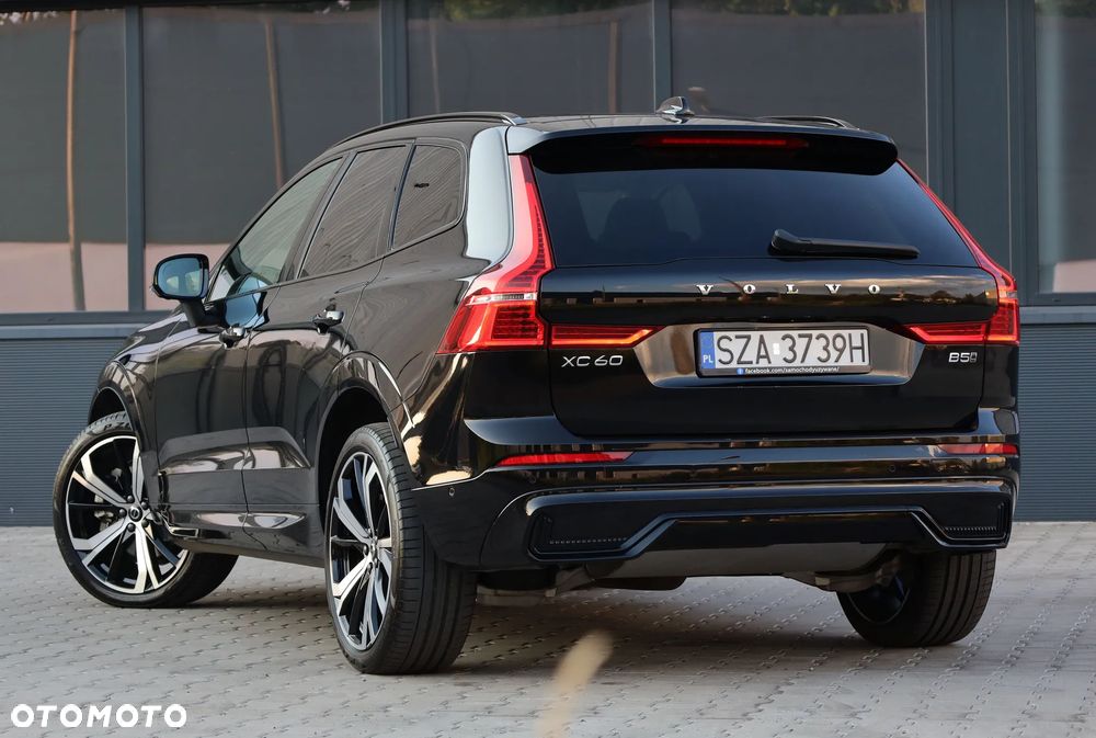 Volvo XC 60 B5 B AWD Plus Dark - 7