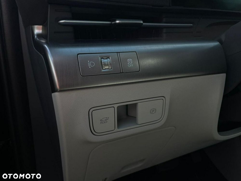 Hyundai Kona 65kWh Platinum - 35