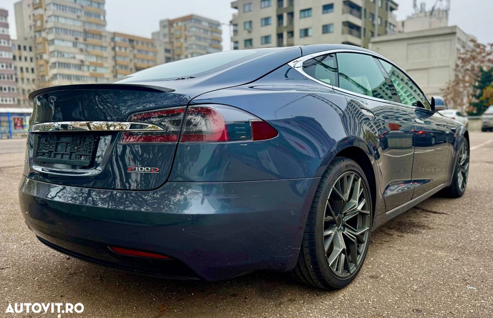Tesla Model S Ludicrous Performance - 11