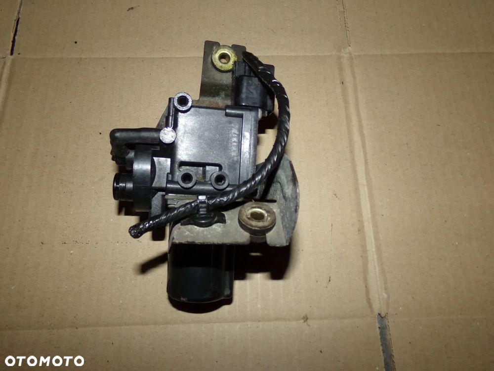 moduł sterownik tempomatu g6t50371 galant 2.5 b - 4