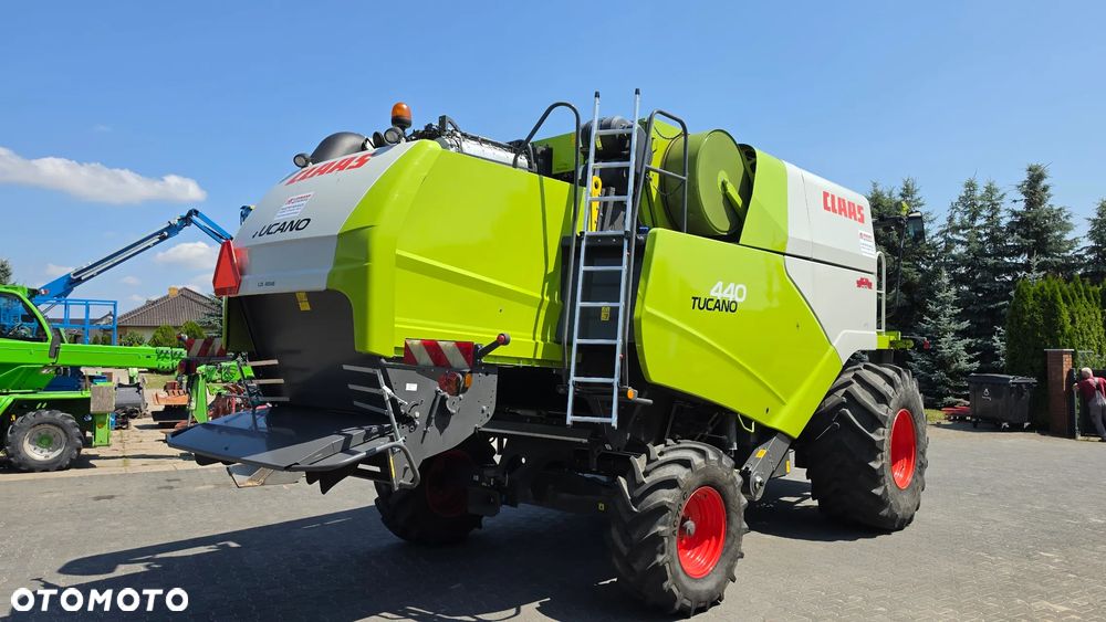 Claas Tucano 440 - 4