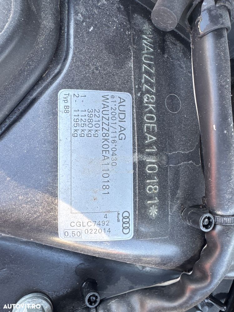 Audi A4 2.0 TDI DPF quattro S tronic Ambition - 12