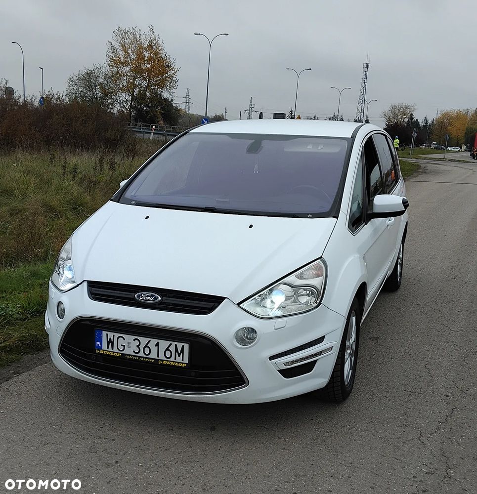 Ford S-Max 2011 photo 2