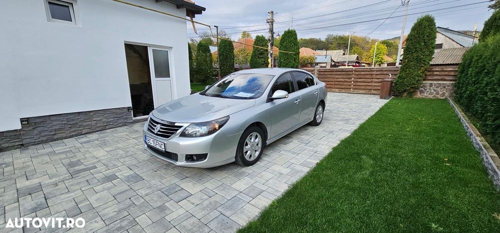 Renault Latitude 2.0 16 V Privilege - 5