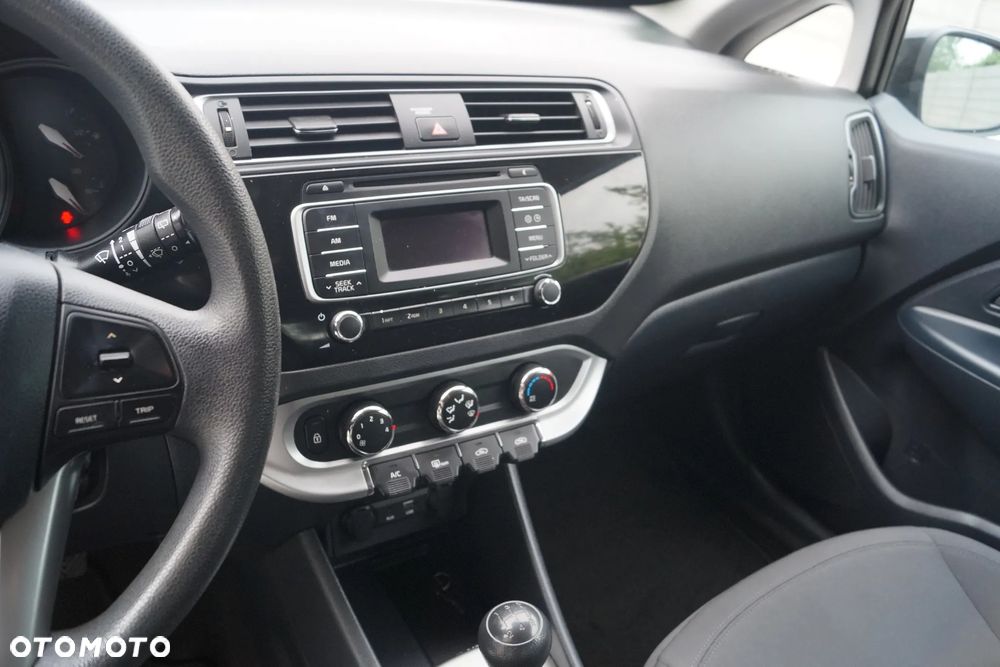Kia Rio 1.2 Edition 7 - 31