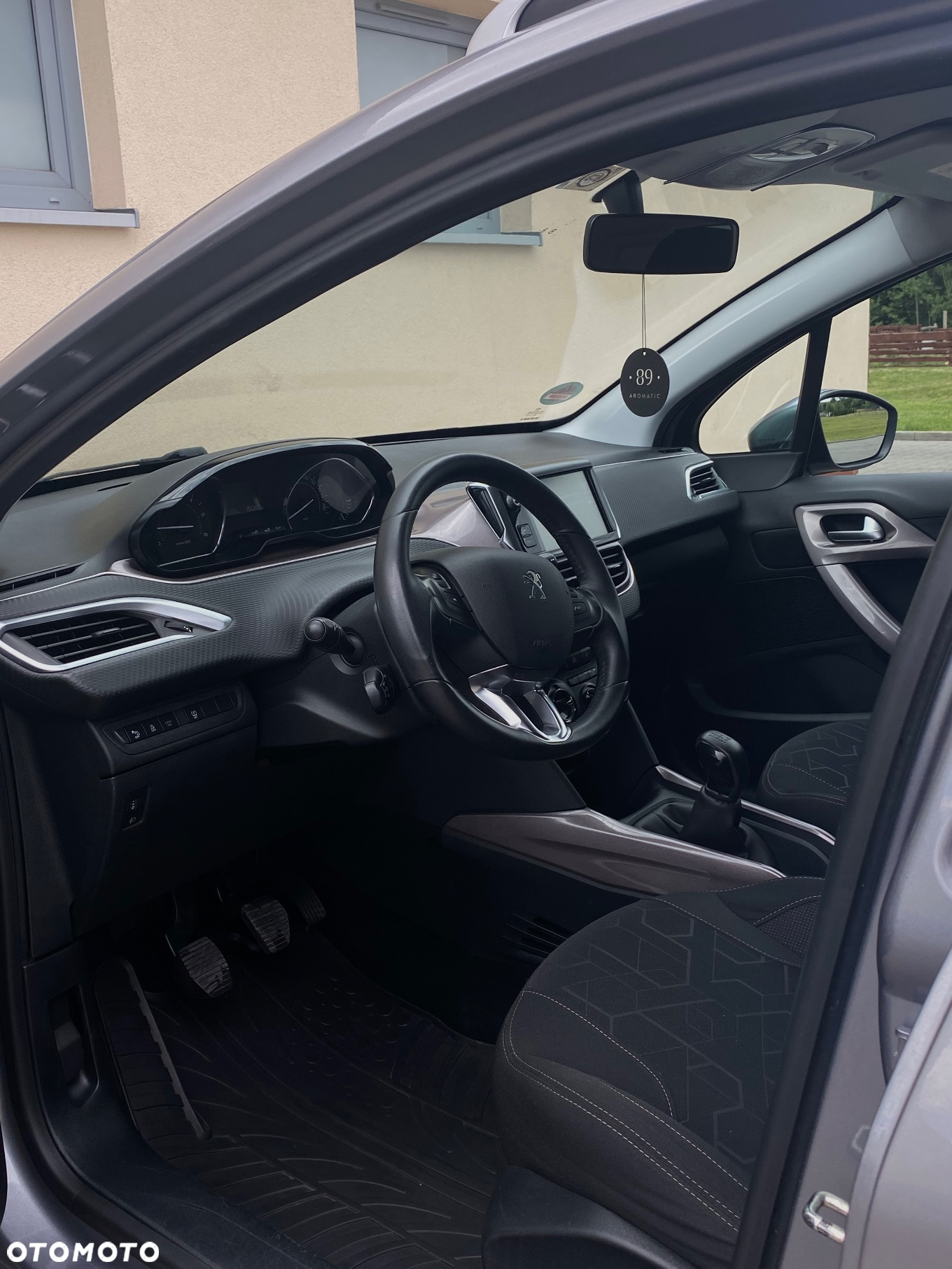 Peugeot 2008 - 16