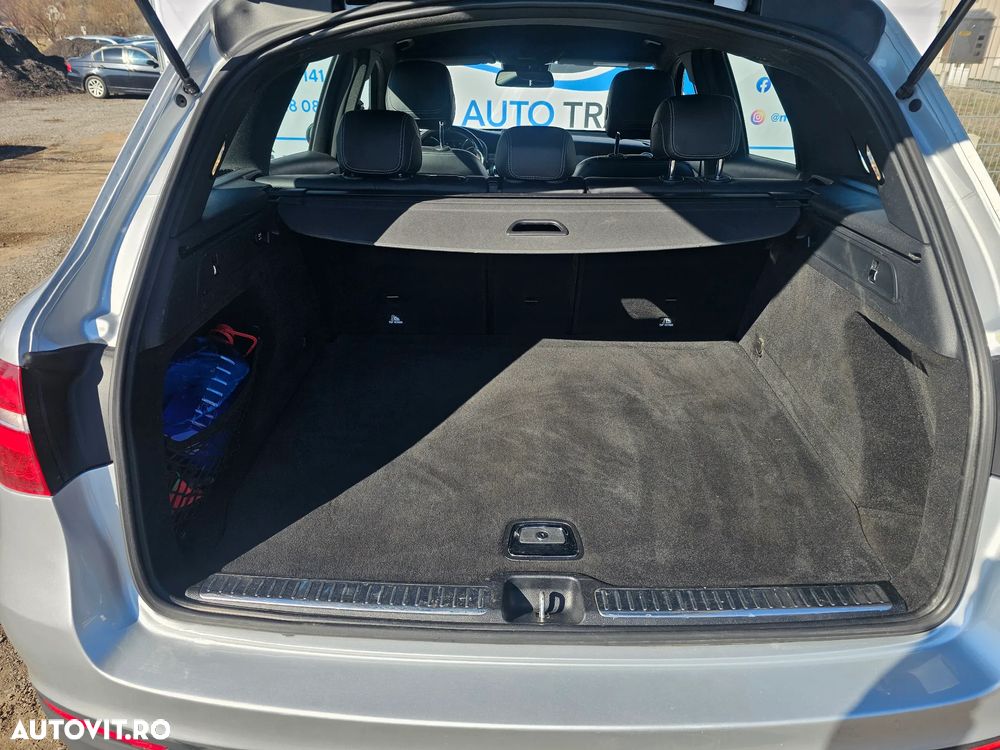 Mercedes-Benz GLC 250 d 4MATIC 9G-TRONIC AMG Line - 9