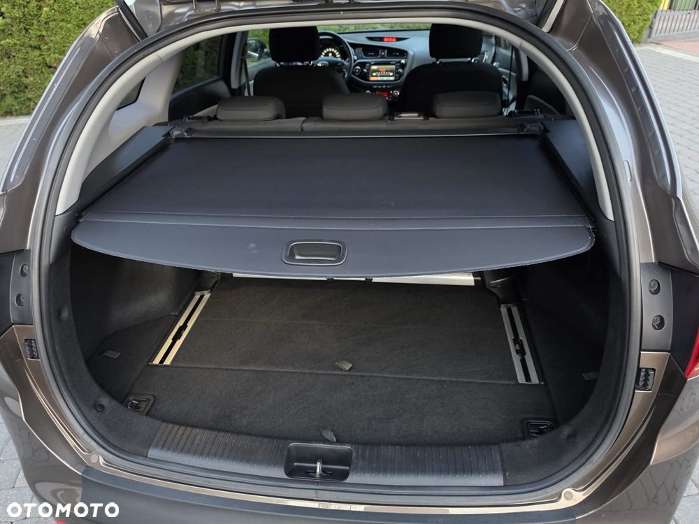 Kia Ceed 1.6 GDI DCT Platinum Edition - 28