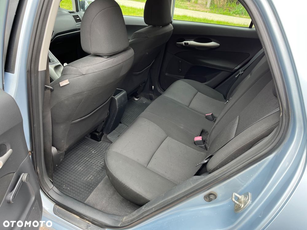 Toyota Auris 1.4 VVT-i Luna - 7