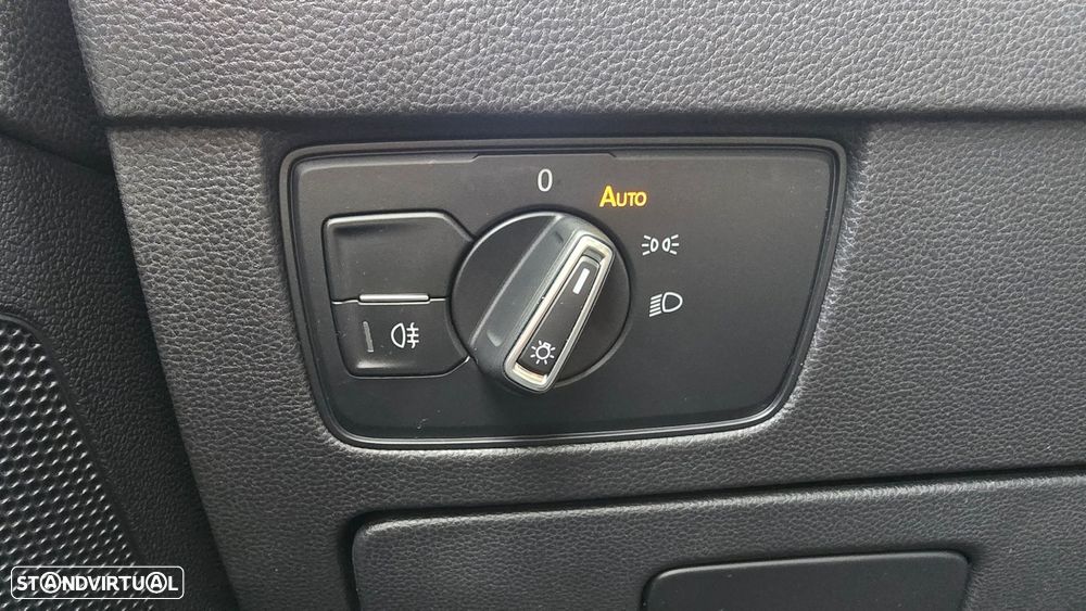 VW Passat Variant - 11