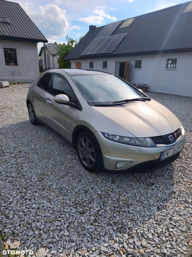 Honda Civic 1.8 Executive - 3