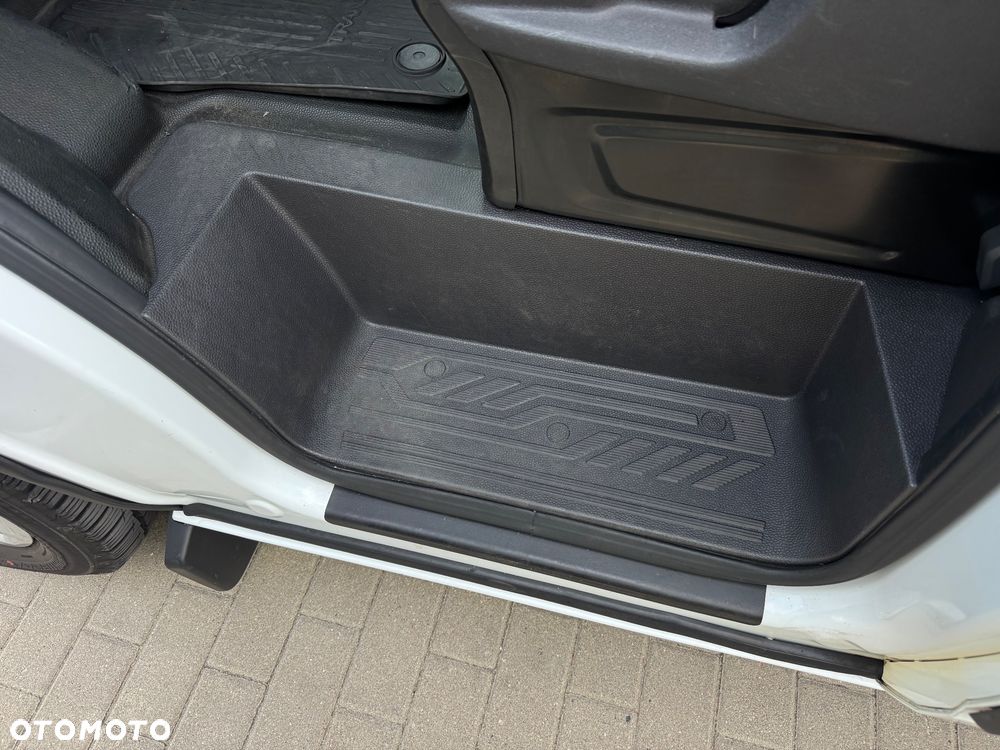 Ford Transit custom - 23