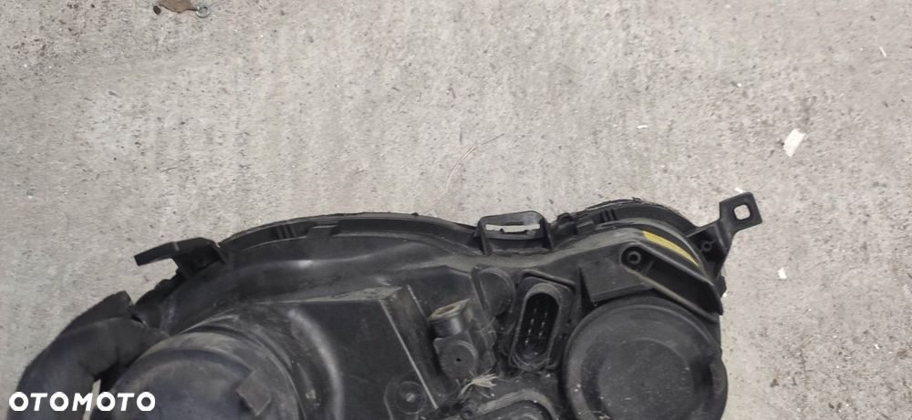 LAMPA LEWY PRZÓD VW POLO 9N 6Q0 AL 01-05 - 4