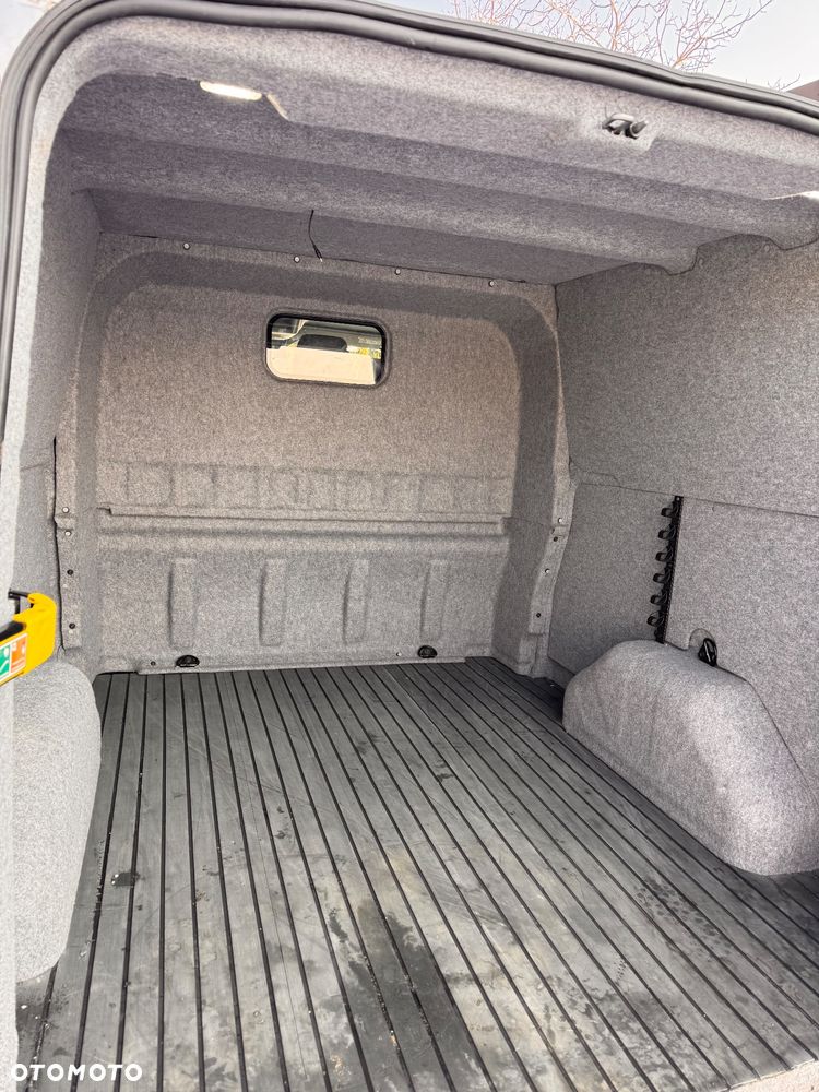 Ford Transit Custom - 23