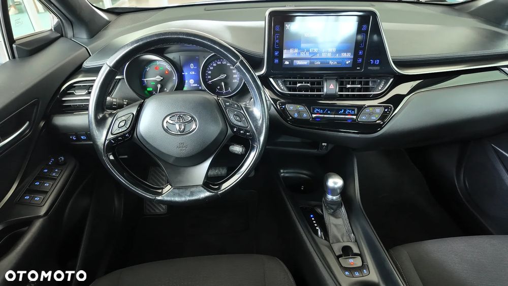 Toyota C-HR Hybrid Flow - 21
