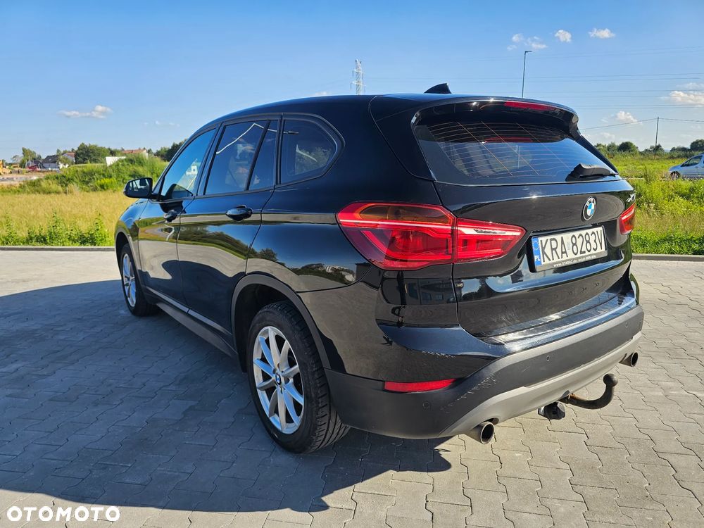 BMW X1 xDrive20d Sport Line - 10