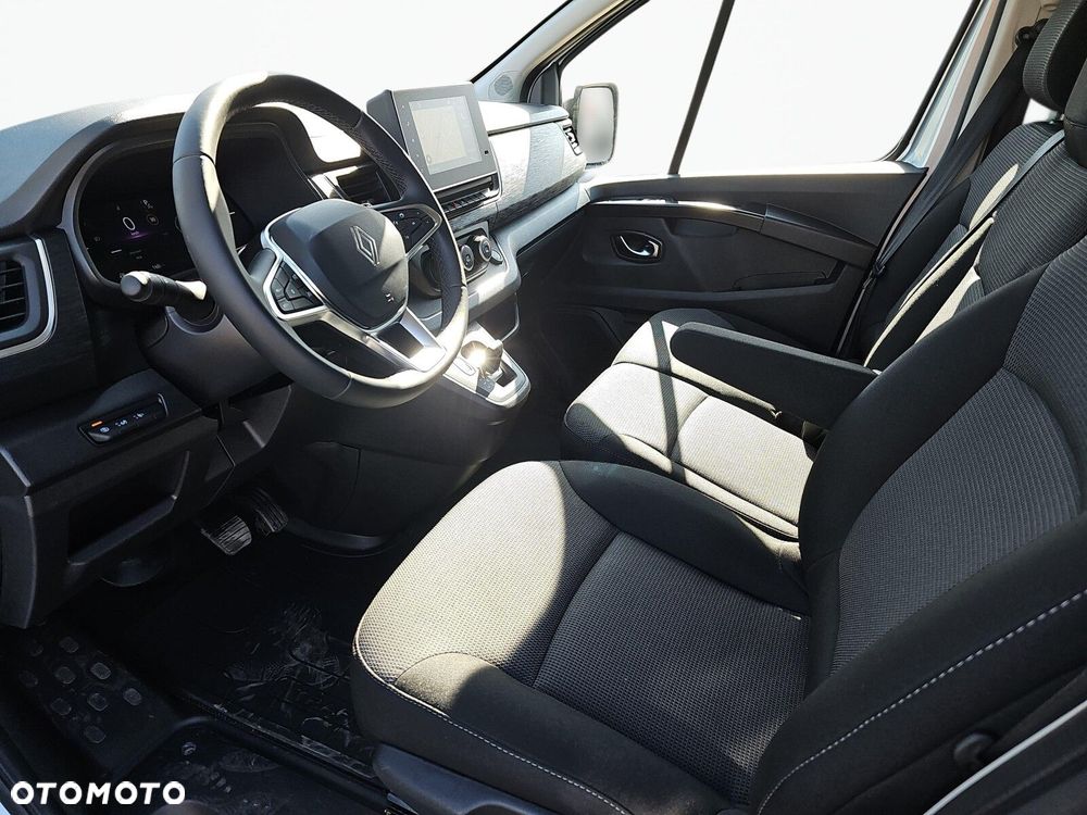 Renault Trafic - 14
