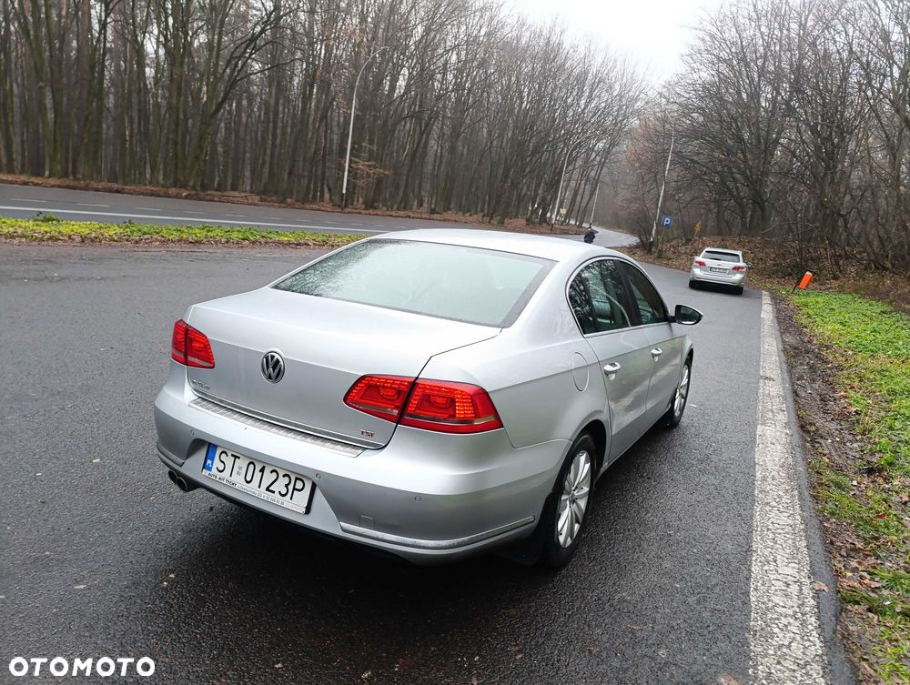 Volkswagen Passat - 6
