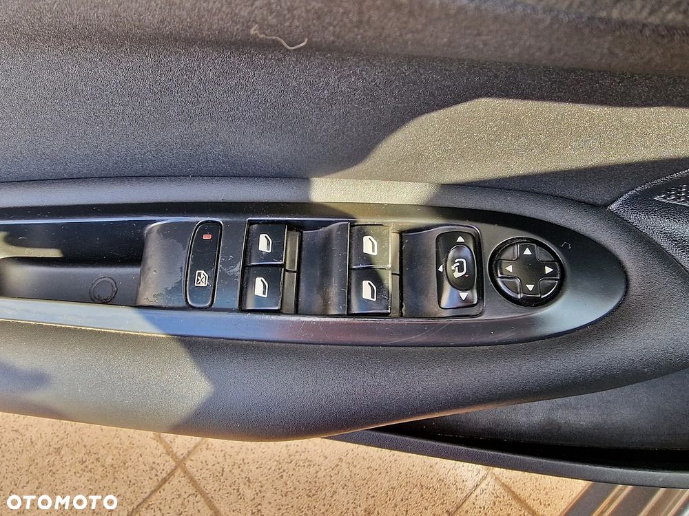 Citroën C4 1.6 VTi Attraction - 19