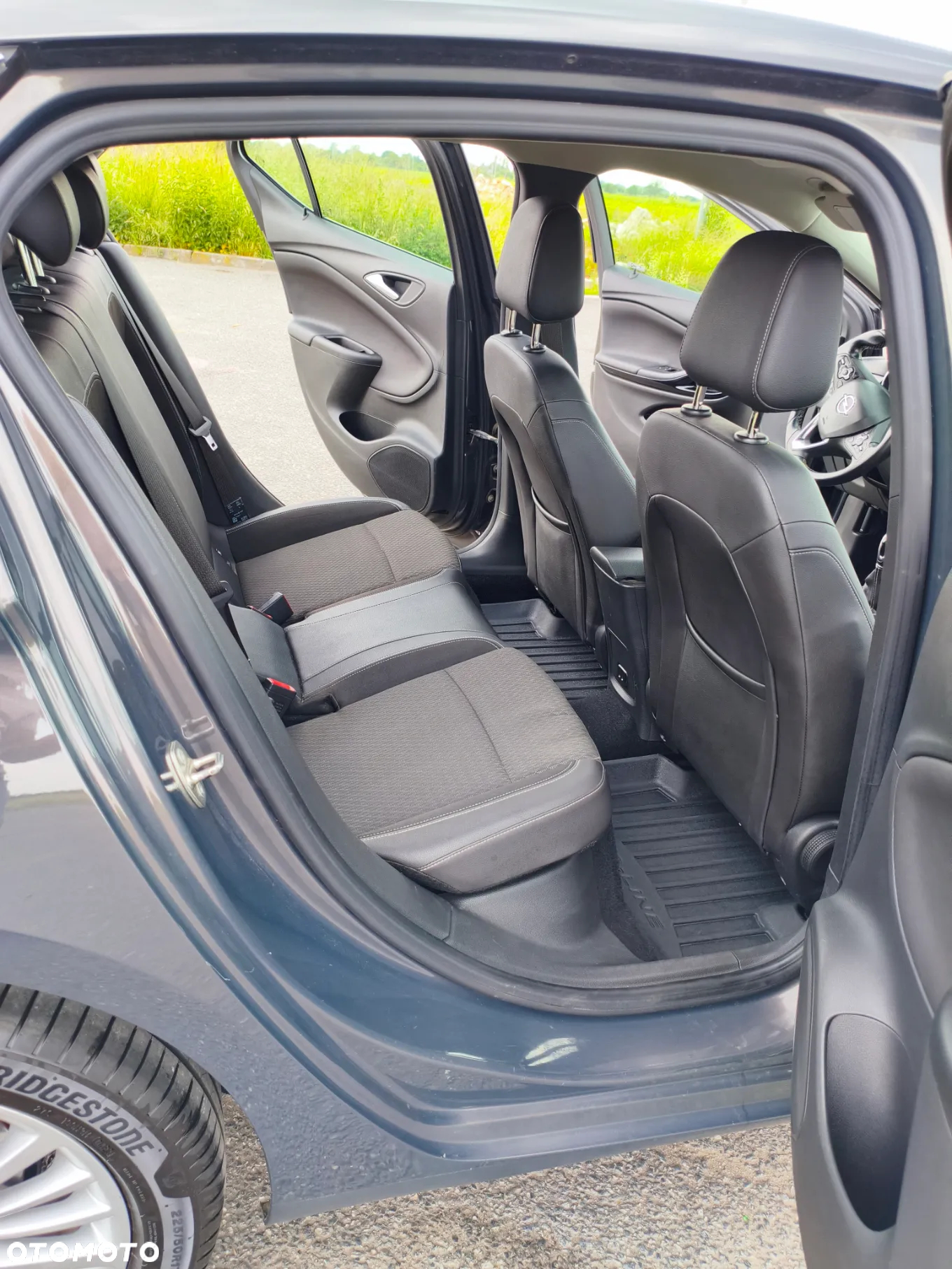 Opel Astra IV 1.6 CDTI Cosmo - 25