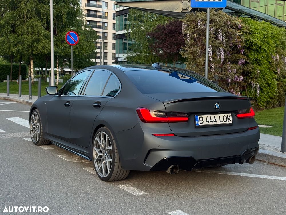 BMW Seria 3 330i AT - 38