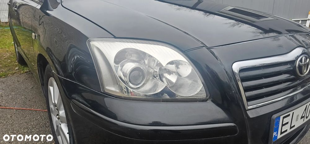 Toyota Avensis 2.0 VVT-i Prestige - 8