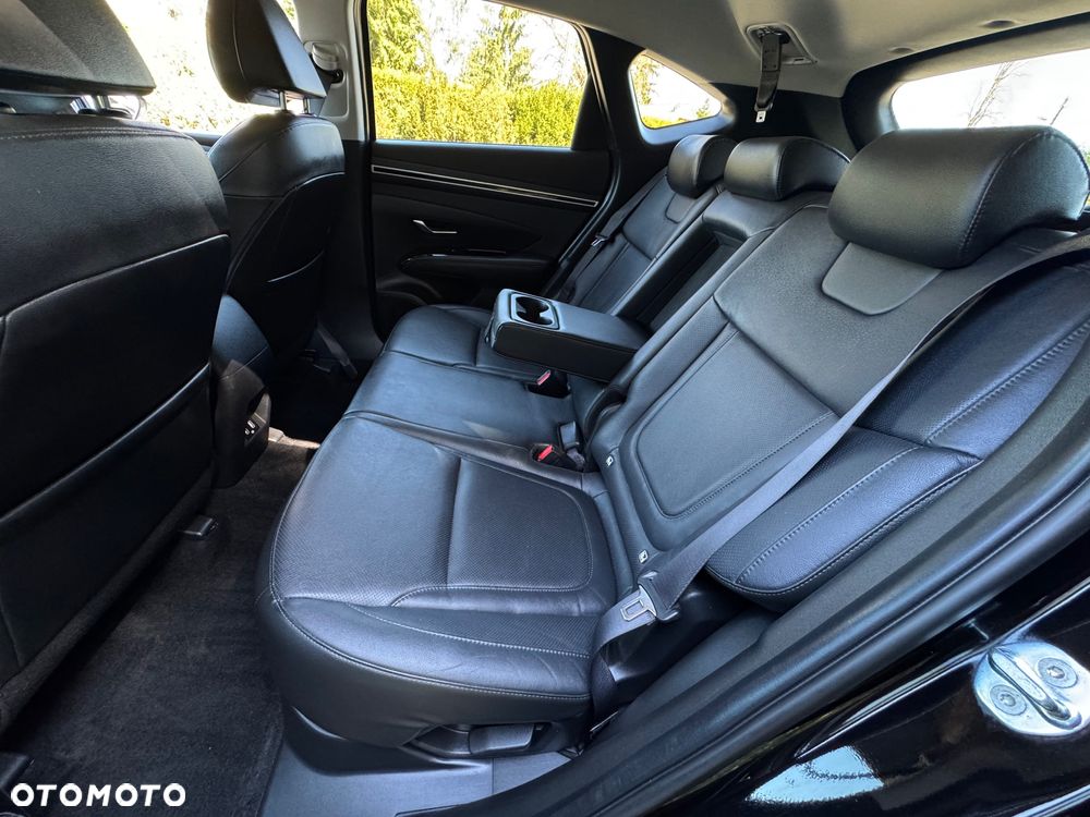 Hyundai Tucson 1.6 T-GDi HEV 2WD Advantage - 24