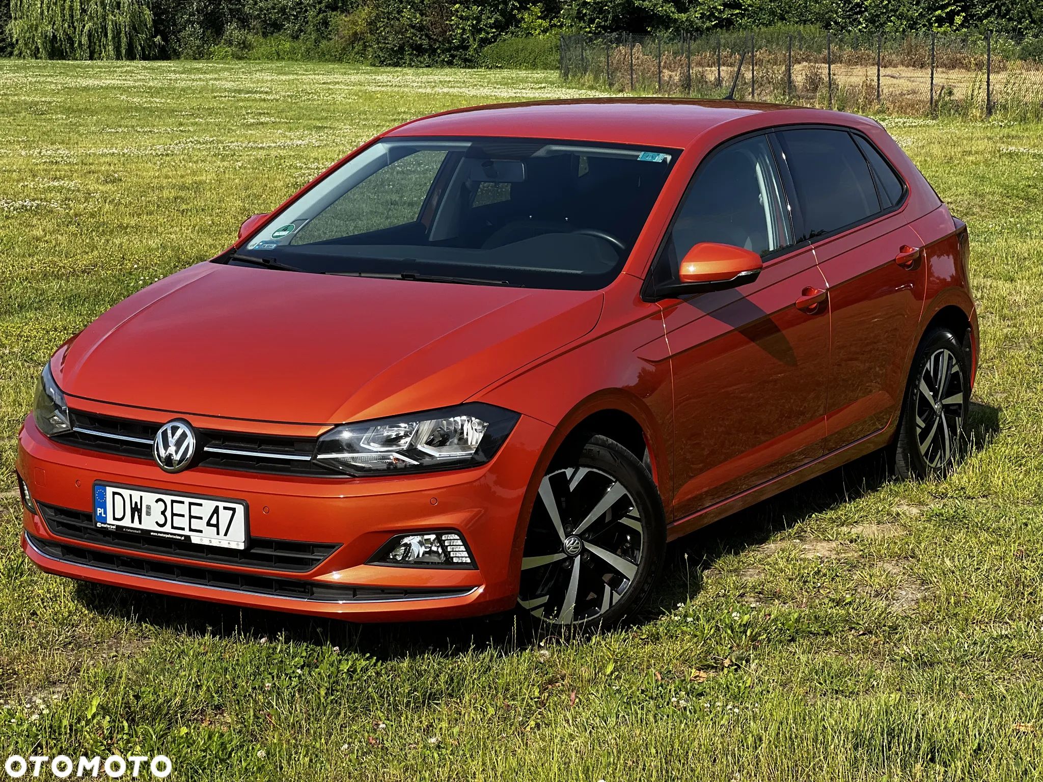 Volkswagen Polo 1.0 TSI Highline - 1