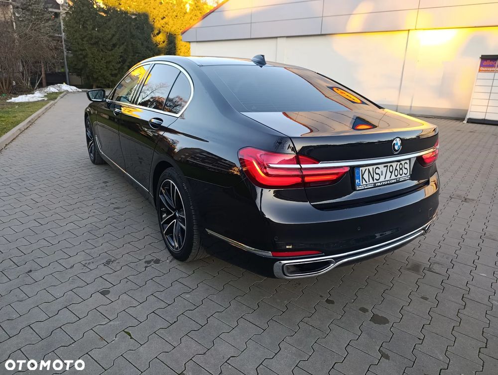 BMW Seria 7 730d xDrive - 10