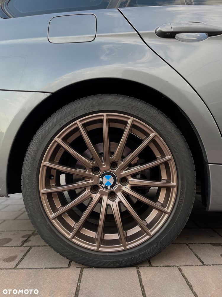 BMW Seria 3 320d xDrive - 18