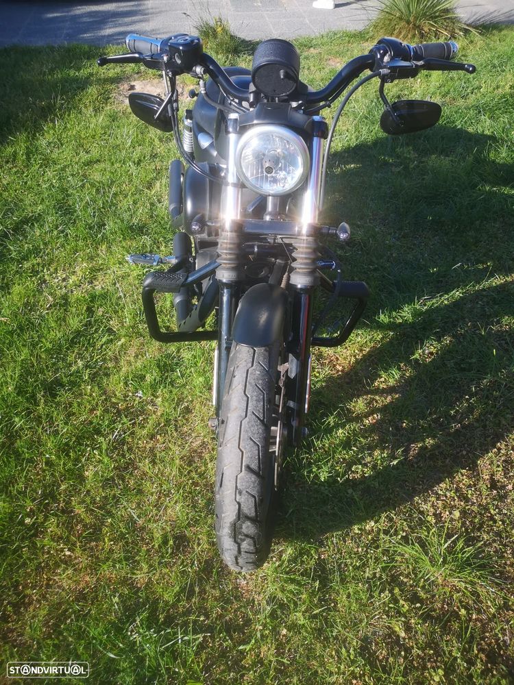 Harley-Davidson 883 - 2