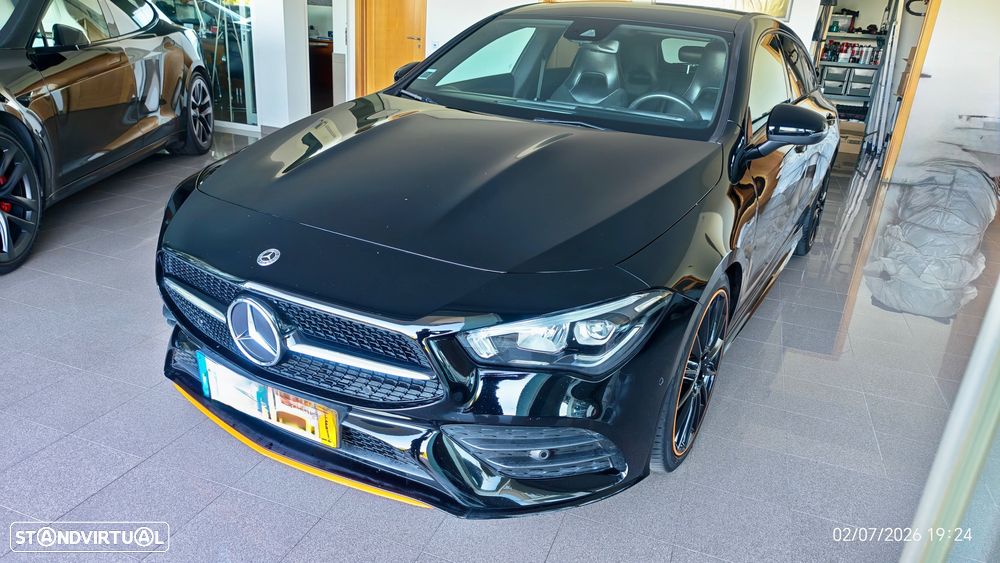 Mercedes-Benz CLA 180 d Shooting Brake AMG Line - 2