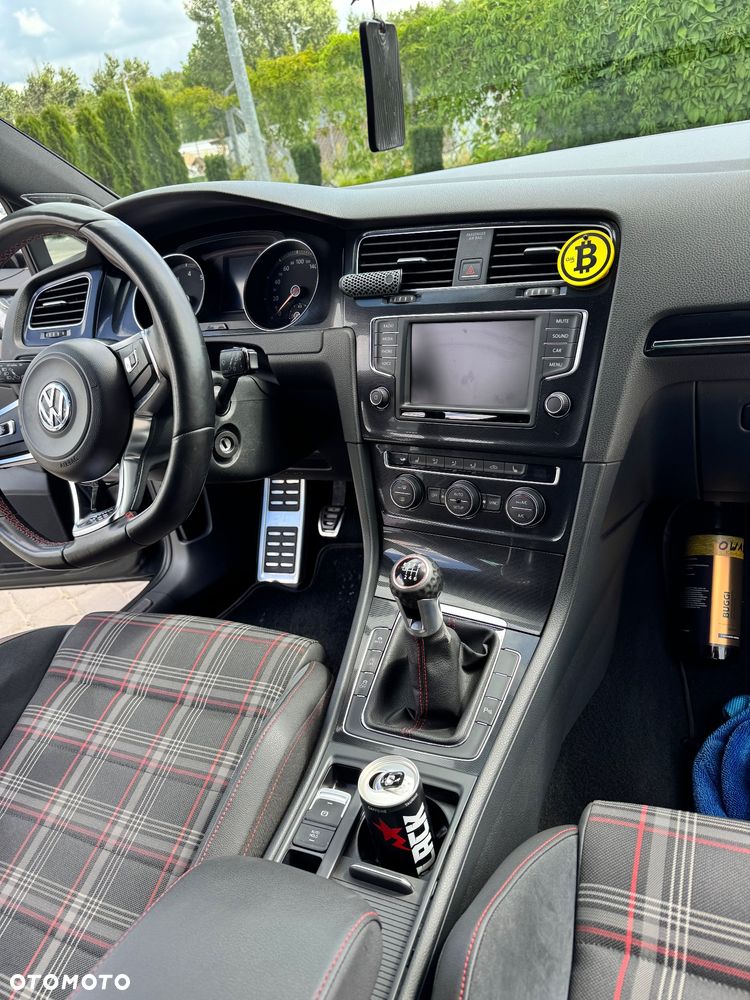 Volkswagen Golf 2.0 TSI BMT GTI Performance - 15