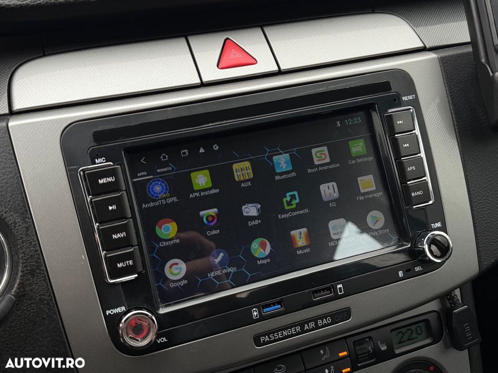 Volkswagen Passat - 12