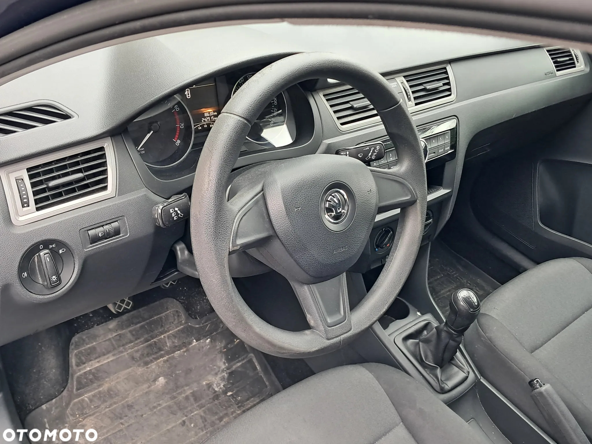 Skoda Fabia 1.0 TSI Active - 9