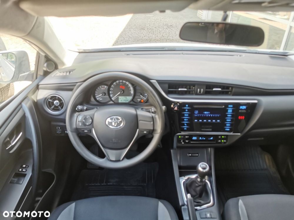 Toyota Auris 1.33 VVT-i Active - 9