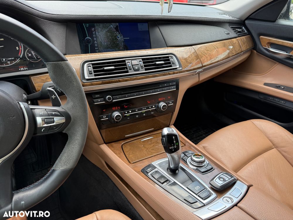 BMW Seria 7 730d Blue Performance - 37