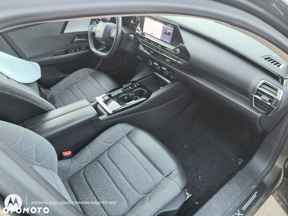 Citroën C5X 1.6 PHEV 225 Plus EAT8 - 16