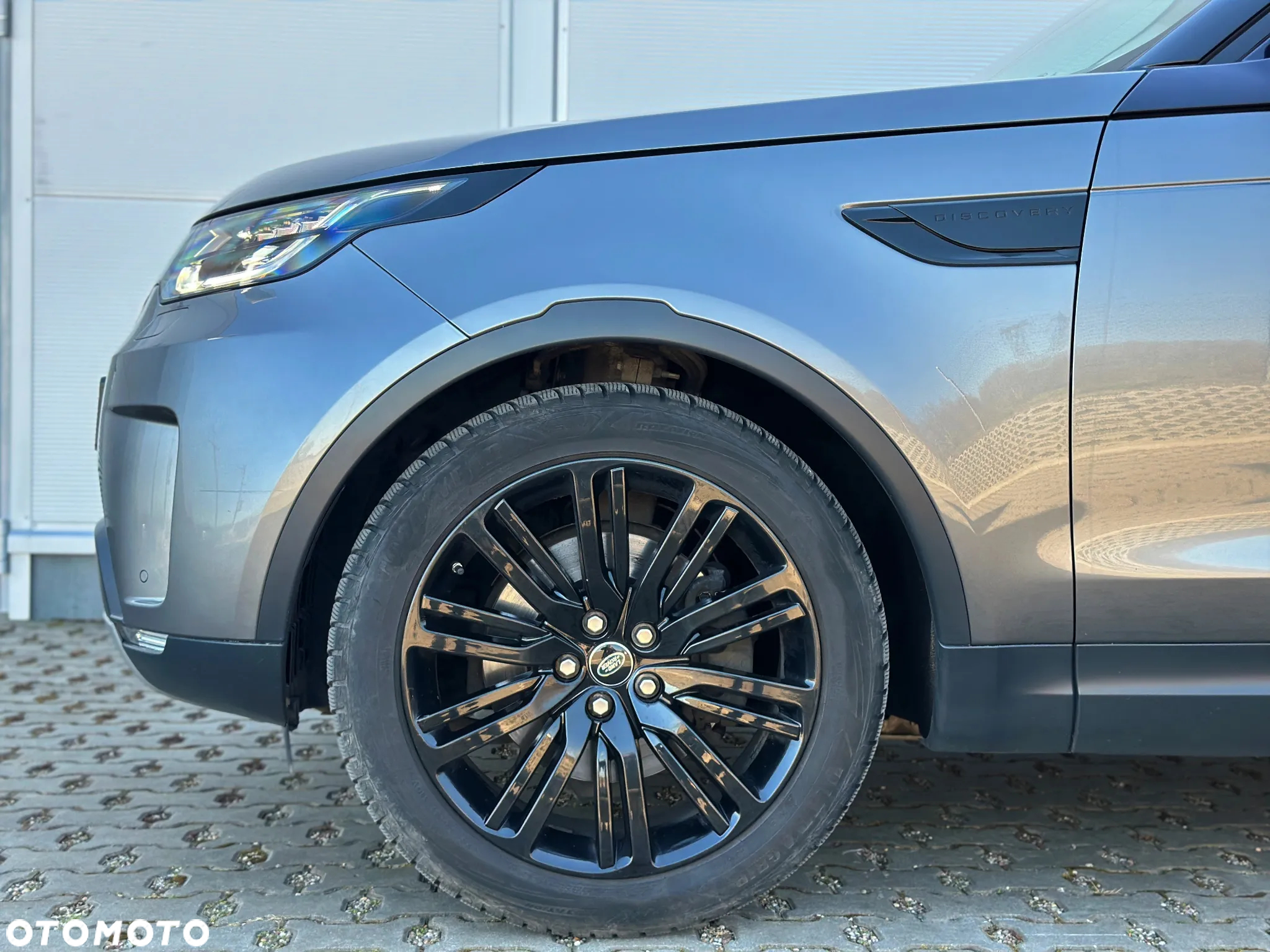 Land Rover Discovery V 2.0 SD4 HSE Luxury - 9