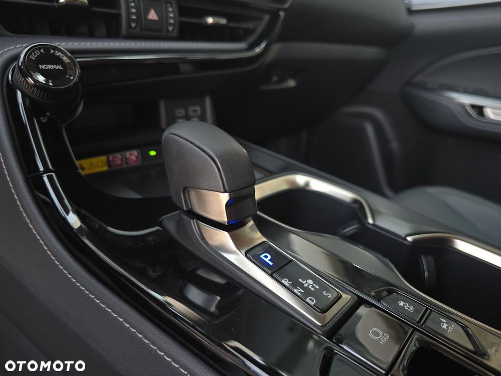 Lexus NX 350h Business AWD - 16